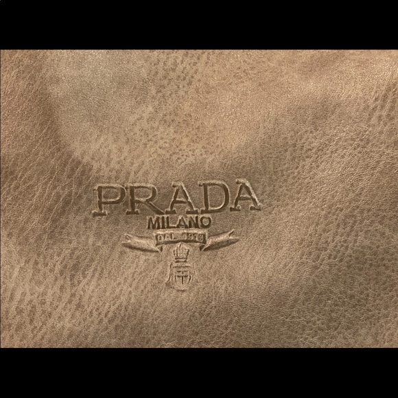 Prada bag - Picture 2 of 4